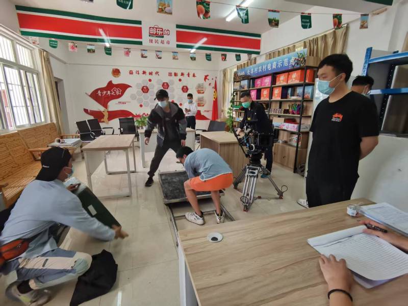 叶县广告片拍摄公司：极简主义践行者，少即是多的视觉哲学